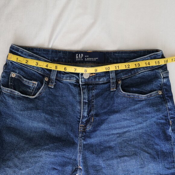 Gap Denim Shorts - 9" Bermuda Short - Dark Wash - Size 6/28 - Picture 4 of 10